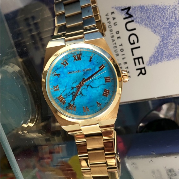 Michael Kors gold watch - Picture 1 of 6